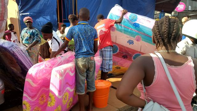 Mit der Unterstützung von LDS Charities, dem humanitären Dienst der Kirche, wurden 105 Familien von ortsansässigen Mitgliedern der Kirche und Vertretern der politischen Gemeinde mit Matratzen, Nahrung, Wasser und anderen lebensnotwendigen Vorräten versorgt. Fast alle dieser Familien gehören nicht der Kirche an.